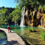 Plitvicer Seen mit Hund Kroatien